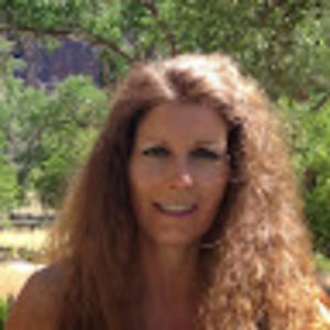 Meet your Posher, Yvonne